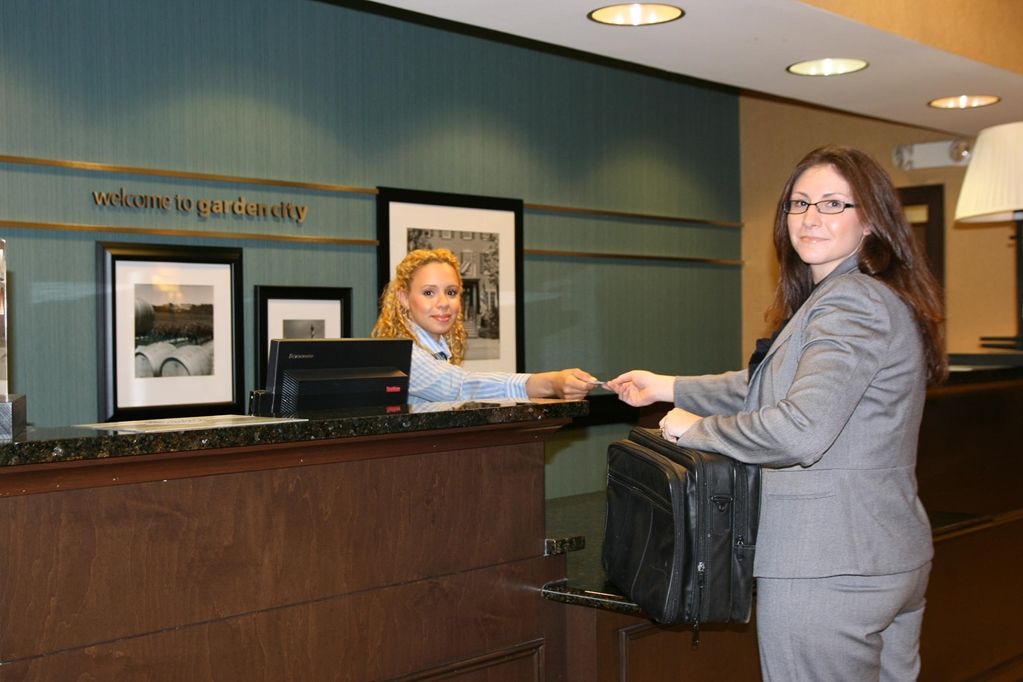 Hampton Inn By Hilton Garden City Long Island Interiér fotografie